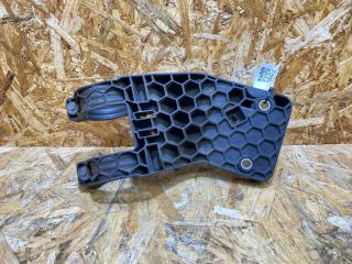 кронштейн топливного фильтра BMW X5 E70 [рестайлинг] E70 2013, 3.0 л., дизель, АКПП, внедорожник 5 дв., 16117206504, 7206504, 13327796063, 7796063, 13327802884, 7802884, 70314607