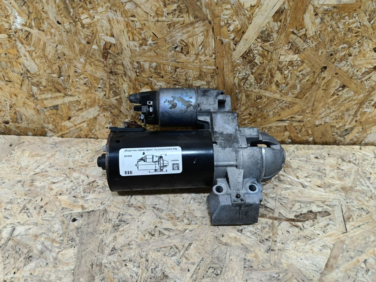 стартер BMW X5 F15 2014, 3.0 л., дизель, АКПП, коричневый, внедорожник 5 дв., полный привод, 12418570382, 8570382, 8515900, 12418515900, 8515901, 12418515901, 8519153, 12418519153 - фото №1