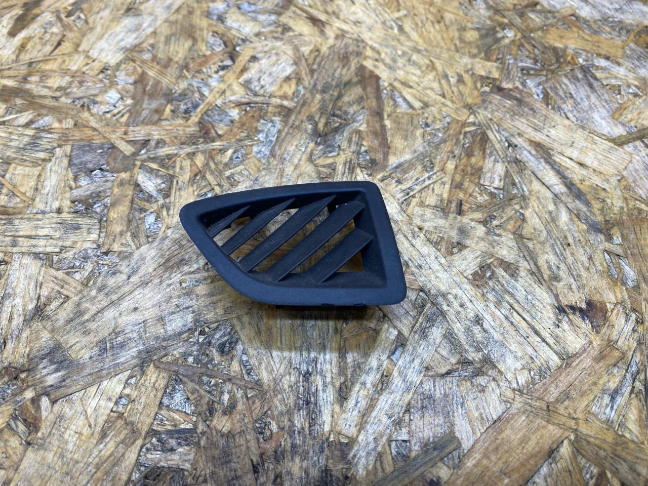 дефлектор обдува салона BMW 3 серия F30/F31/F34 F30 2014, 2.0 л., дизель, МКПП, седан, полный привод, правый руль, 51459218518, 9218518, 51459218520, 9218520 - фото №1