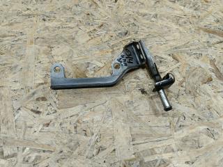 кронштейн глушителя BMW 6 серия E63/E64 [рестайлинг] E63 2008, 3.5 л., дизель, АКПП, купе, задний привод, правый руль, 18207789886, 7789886, 18307793794, 7793794