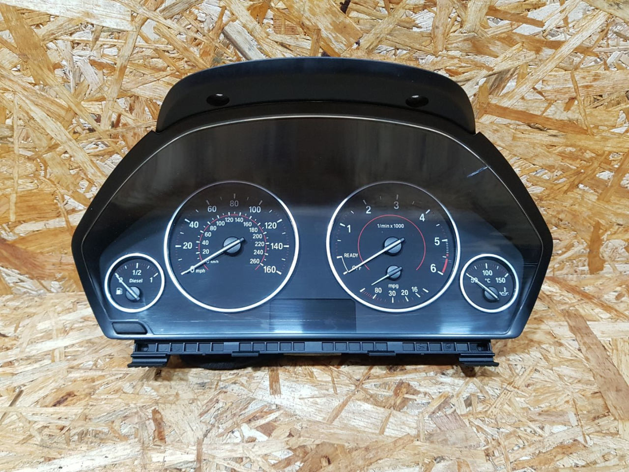 щиток приборов (приборная панель) BMW 3 серия F30/F31/F34 F30 2014, 2.0 л., дизель, МКПП, седан, полный привод, правый руль, 9365934, 62109365934, 62109382189, 9382189, 62109372488, 9372488, 62109371049, 9371049 - фото №1