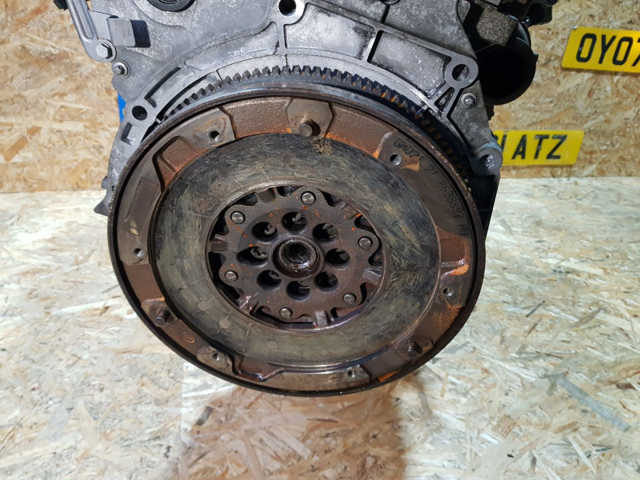 маховик BMW 3 серия F30/F31/F34 F30 2014, 2.0 л., дизель, МКПП, седан, полный привод, правый руль, 21208638897, 8638897, 21207638349, 7638349, 21207594958, 7594958, 21204588471, 4588471, 415055210 - фото №1