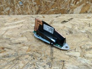 антенна BMW 1 серия F40 2024, бензин, МКПП, черный, хетчбэк 5 дв., передний привод, 6826326, 65206826326