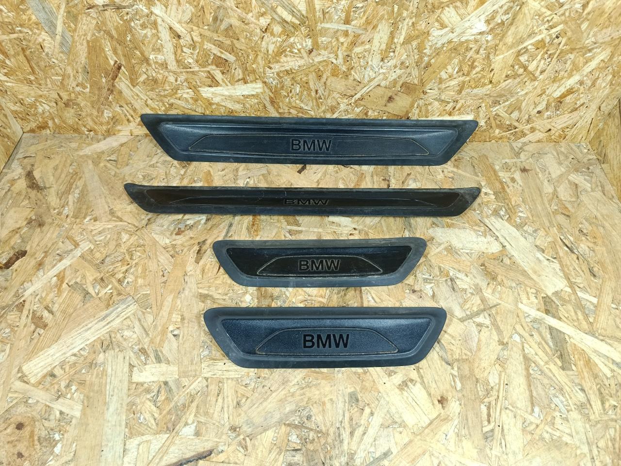 накладка на порог внутренняя BMW X1 F48 2016, 2.0 л., дизель, АКПП, белый, внедорожник 5 дв., передний привод, правый руль, 7263315, 7349673, 7349674 - фото №1