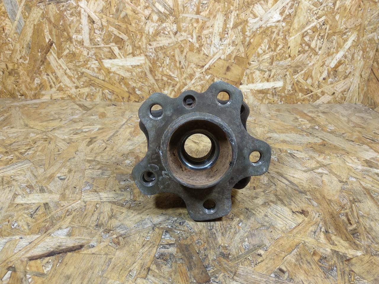 ступица передняя BMW 5 серия G30/G31 G30 2017, 3.0 л., дизель, АКПП, синий, седан, полный привод, правый руль, 33406899175, 6899175, 31202408656, 2408656 - фото №1