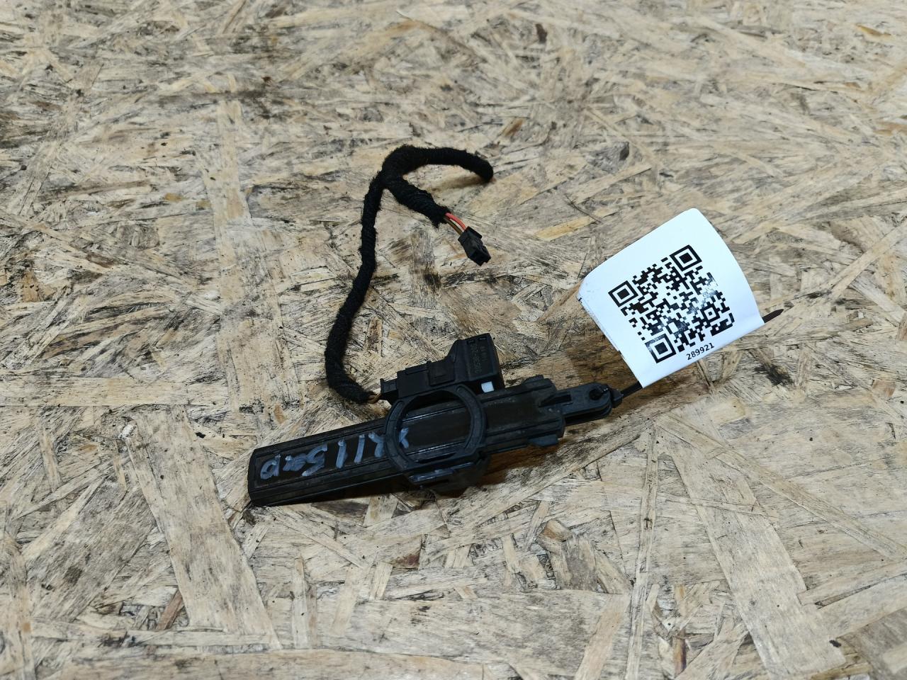 амортизатор бардачка BMW X2 F39 2018, 2.0 л., дизель, МКПП, внедорожник 5 дв., полный привод, правый руль, 51169395868, 9395868 - фото №1