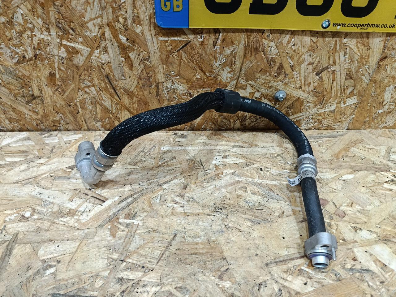 трубка кондиционера BMW 1 серия F40 2024, бензин, МКПП, черный, хетчбэк 5 дв., передний привод, 6834655, 64536834655 - фото №1