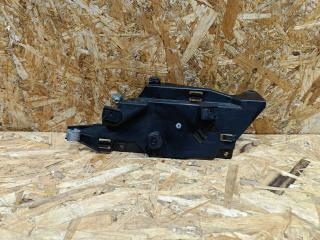 кронштейн (крепление) BMW 5 серия G30/G31 G30 2017, 3.0 л., дизель, АКПП, синий, седан, полный привод, правый руль, 8571779, 13628571779