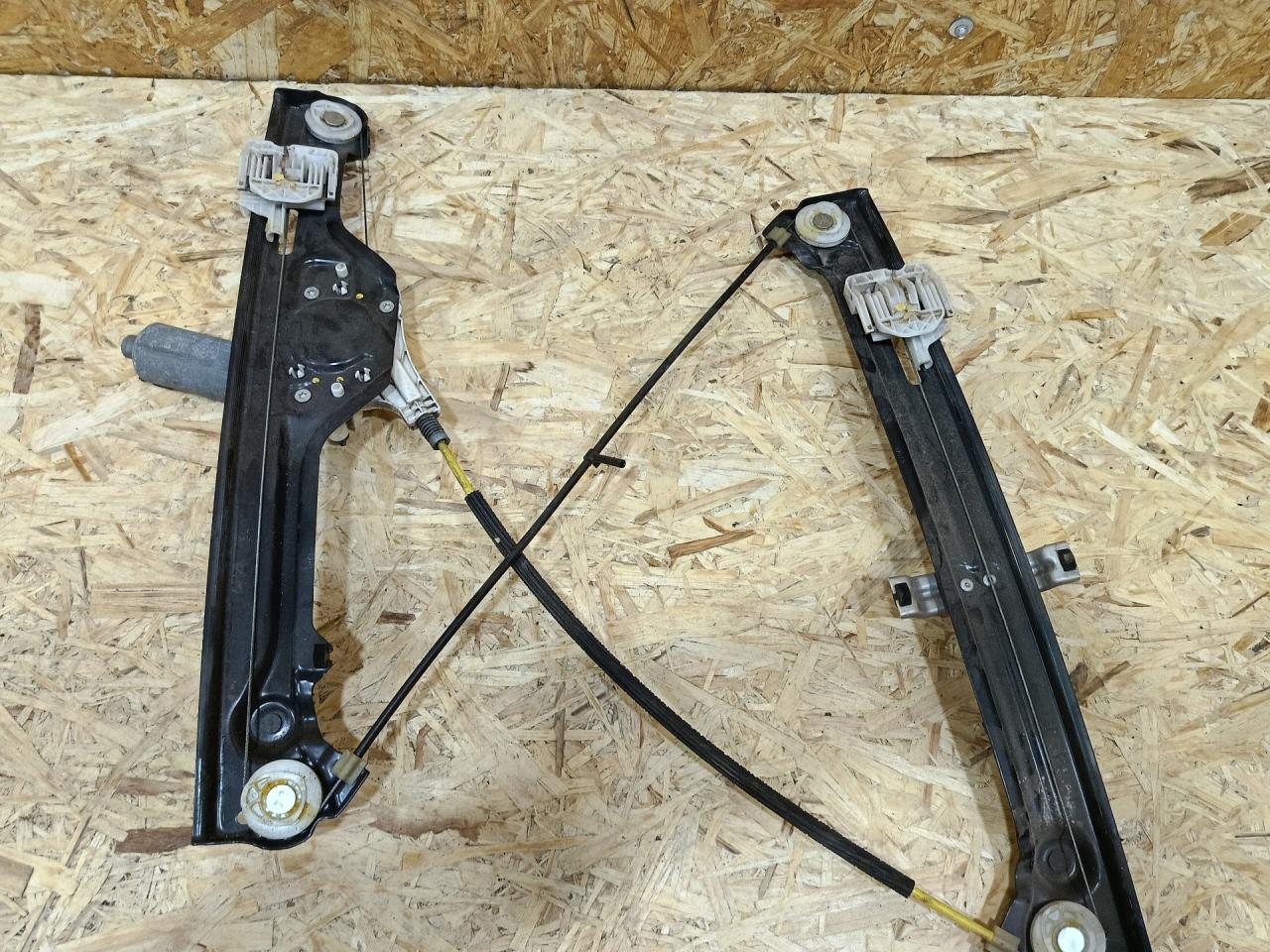 стеклоподъемник электрический передний правый BMW X6 E71/E72 2008, 3.0 л., дизель, АКПП, внедорожник 5 дв., полный привод, правый руль, 7179606, 51337197302, 7197302 - фото №1