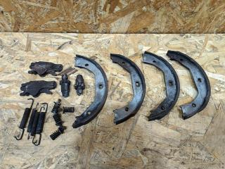 механизм стояночного тормоза (ручника) BMW 3 серия E90/E91/E92/E93 [рестайлинг] E93 2008, 3.0 л., дизель, АКПП, кабриолет, задний привод, правый руль, 34416761293, 6761293, 34410393646, 0393646, 34410148879, 0148879, 34416851439, 6851439, 34416750198, 6750198, 34411164041, 1164041, 34411161762, 1161762, 8753522, 34216777837, 6777837, 34216752491, 6752491, 34410038346, 0038346, 34410034783, 0034783, 34410005300, 0005300, 34410146840, 0146840