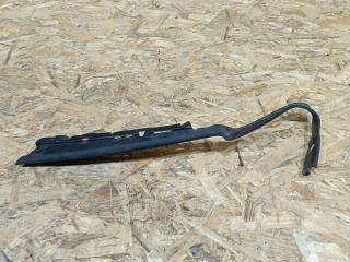 пластиковое уплотнение фары левое BMW 5 серия G30/G31 G31 2020, 3.0 л., дизель, АКПП, универсал, полный привод, правый руль, 10390010260