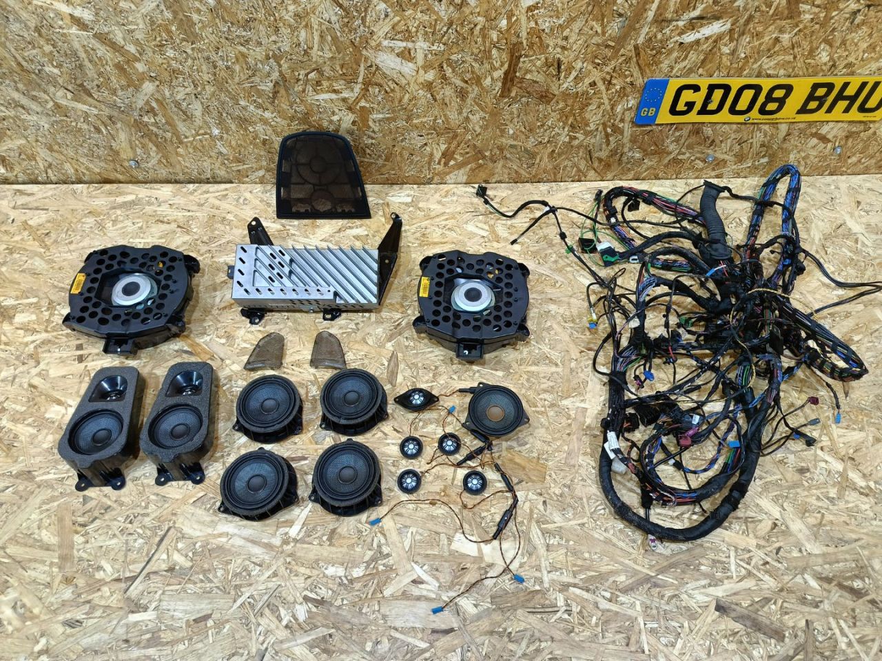 комплект акустики BMW X5 F15 2014, 3.0 л., дизель, АКПП, коричневый, внедорожник 5 дв., полный привод, 9247342, 9320213, 9277836, 9286368, 9194783, 9294943, 54452491 - фото №1