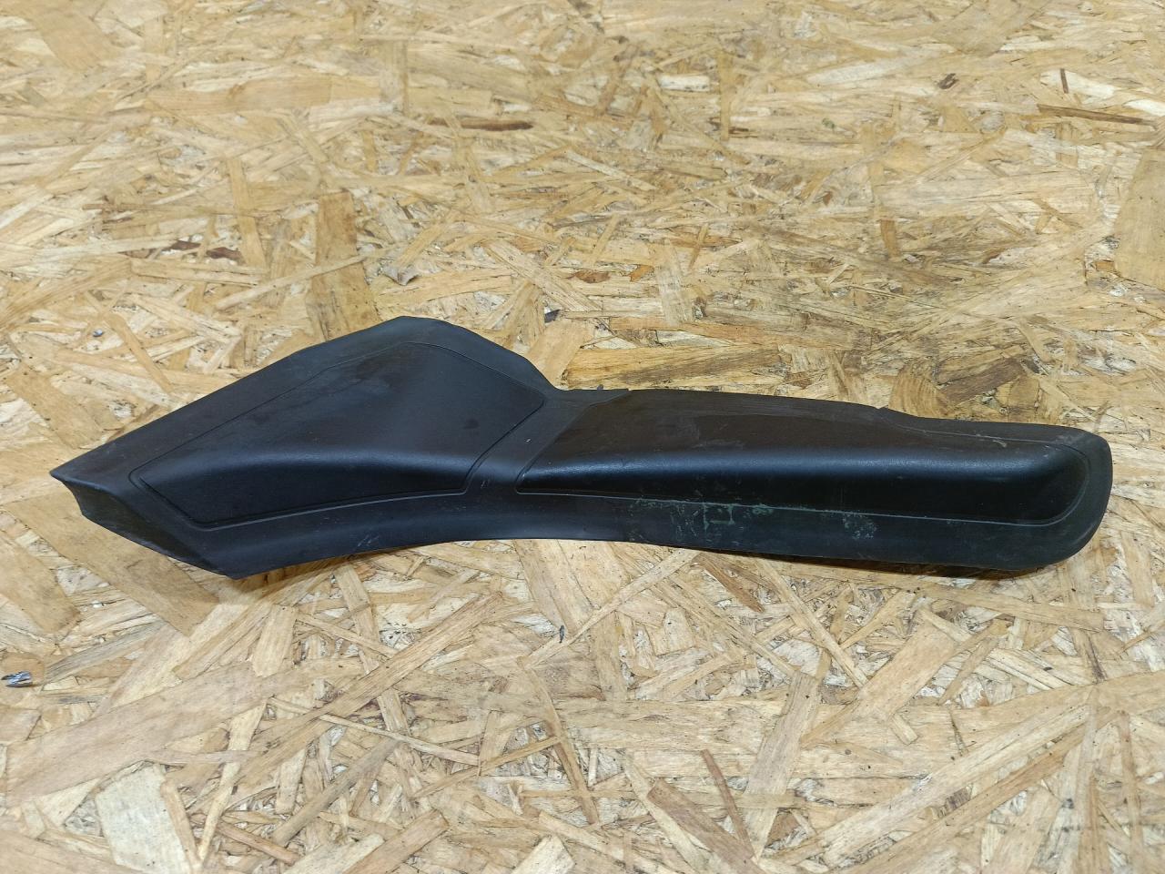 обшивка крышки багажника BMW 5 серия G30/G31 G30 2018, 3.0 л., дизель, АКПП, серый, седан, полный привод, правый руль, 630371, 63217382959, 7382959 - фото №1
