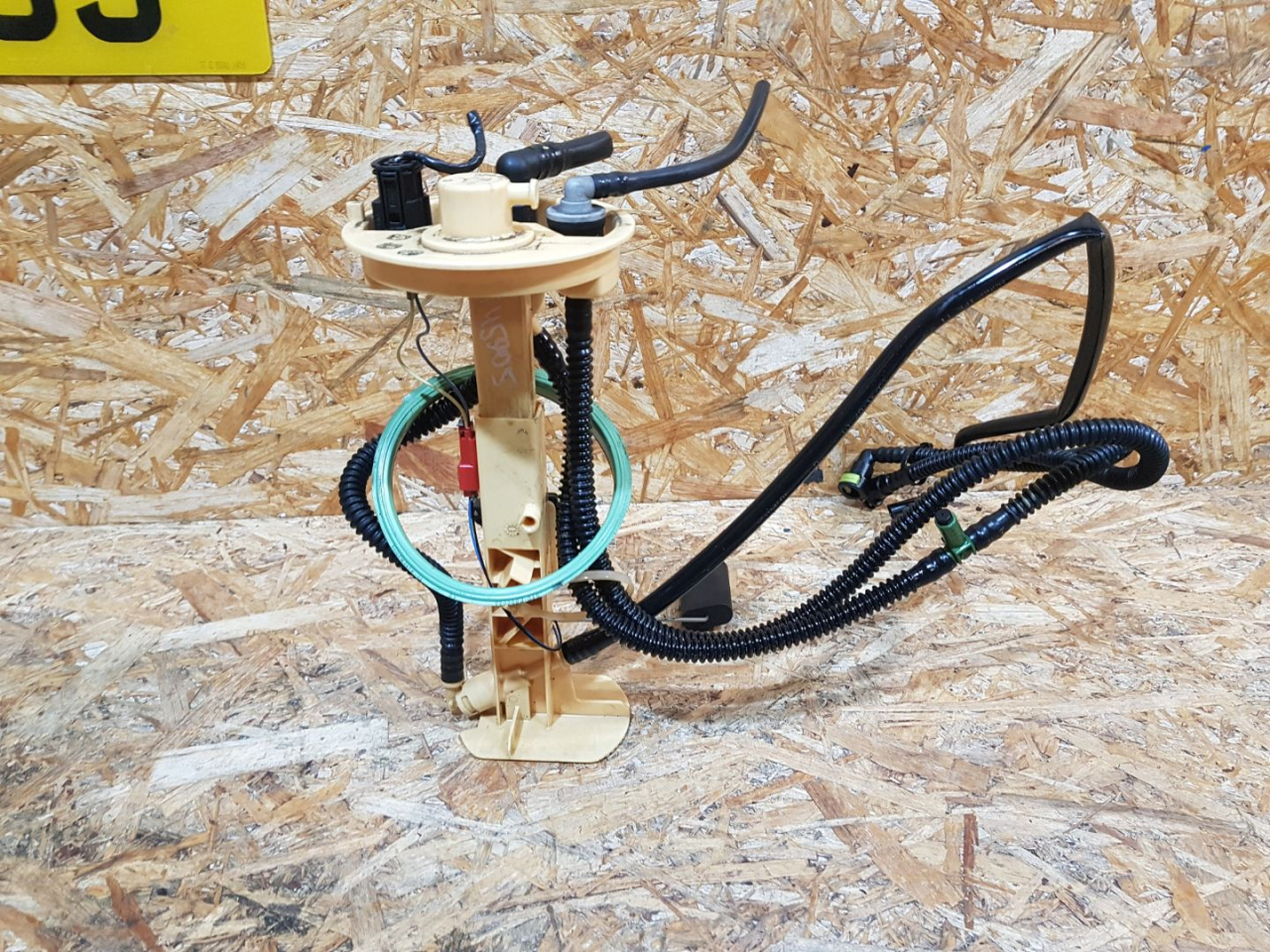 датчик уровня топлива BMW X6 E71/E72 2008, 3.0 л., дизель, АКПП, внедорожник 5 дв., полный привод, правый руль, 7164316, 16117195473, 7195473, 16117494926, 7494926 - фото №1