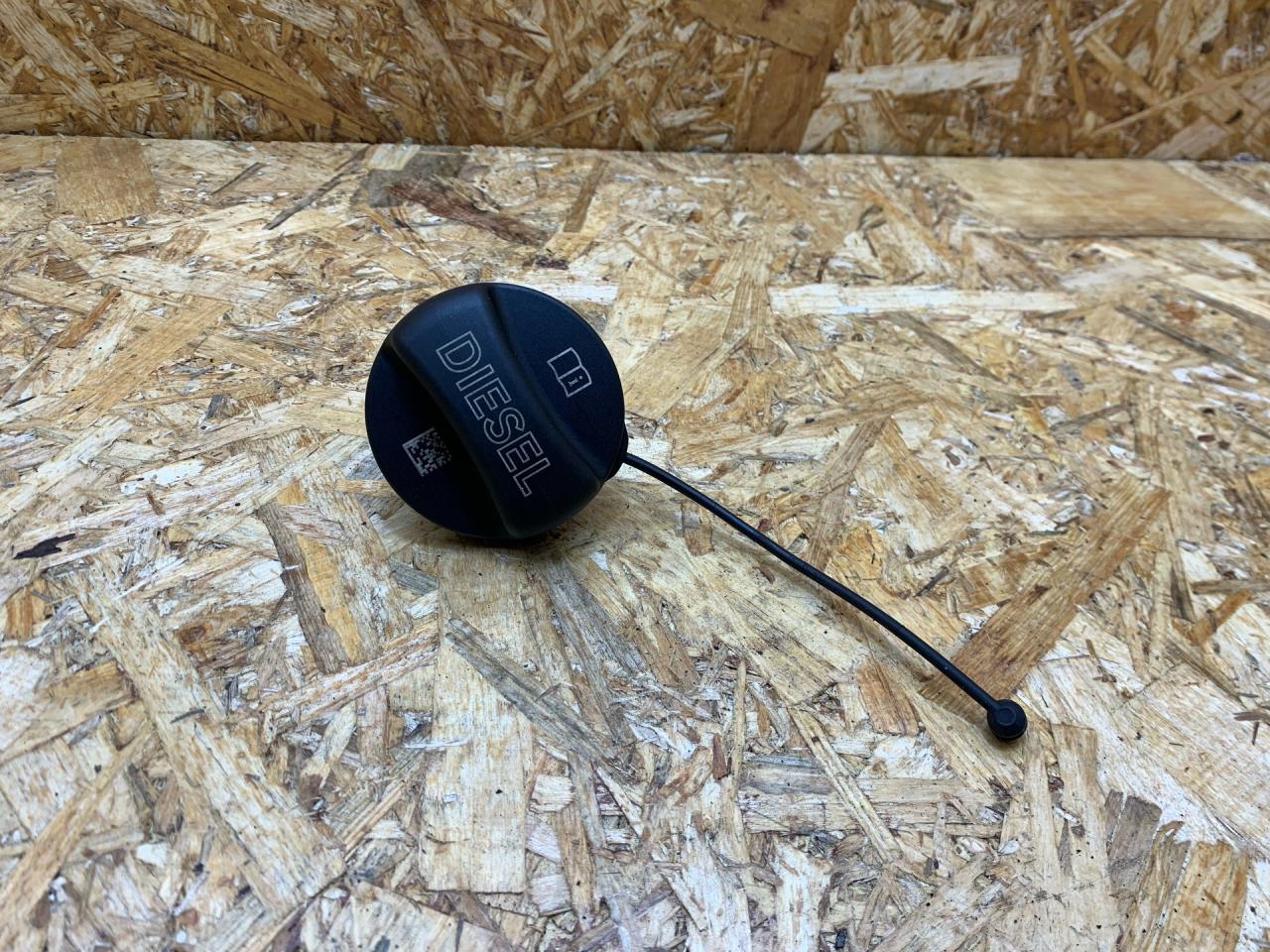 пробка топливного бака BMW 5 серия G30/G31 G31 2020, 3.0 л., дизель, АКПП, универсал, полный привод, правый руль, 7222392, 16117222392, 16117193381, 7193381, 7482901, 16117482901 - фото №1