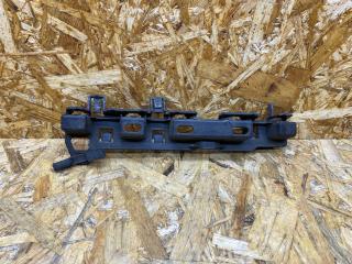 крепление ( кронштейн ) крыла BMW 5 серия G30/G31 G30 2018, 3.0 л., дизель, АКПП, серый, седан, полный привод, правый руль, 7387342