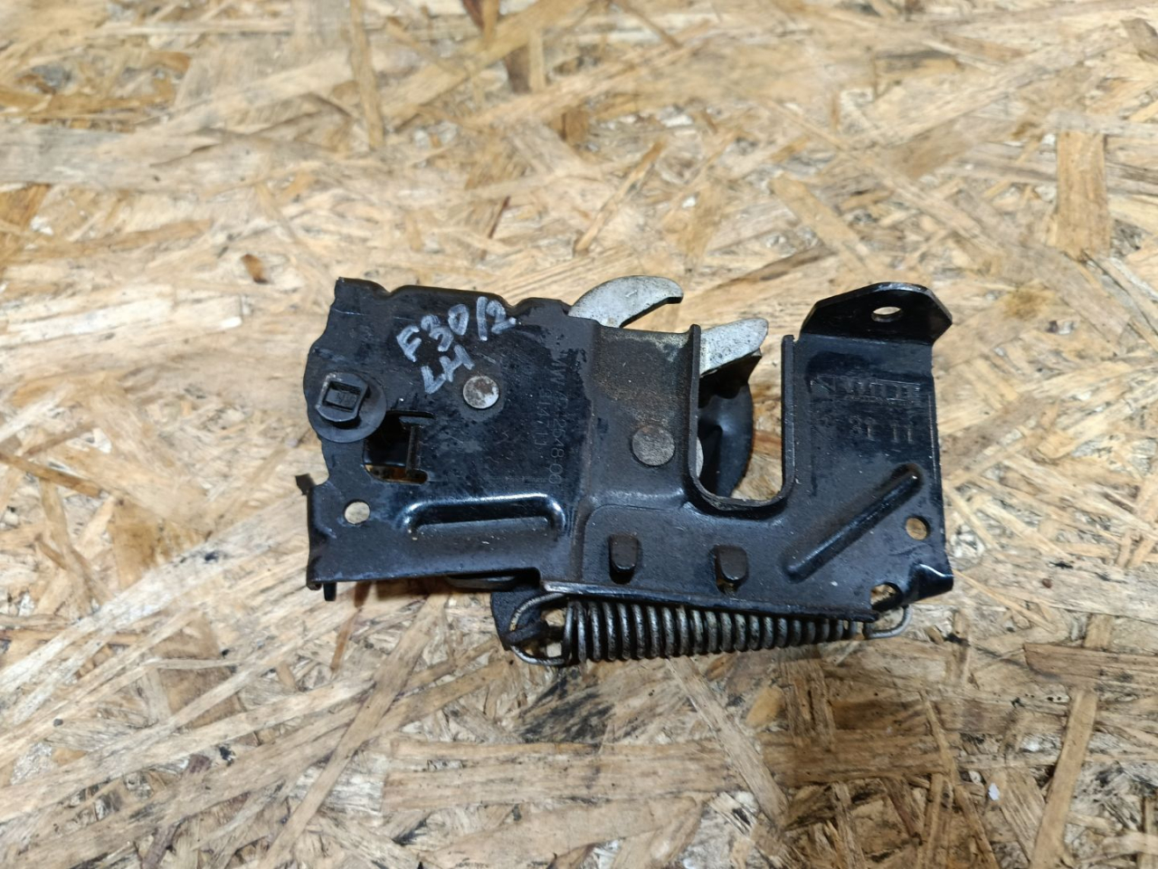 замок капота BMW 3 серия F30/F31/F34 F30 2012, 2.0 л., N47 D20 C, дизель, АКПП, седан, задний привод, правый руль, 7242549, 51237242549, 51234895376, 4895376, 51237242548, 7242548, 51234895946, 4895946 - фото №1