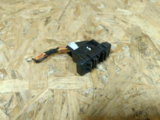 диагностический разъем BMW X1 F48 2016, 2.0 л., дизель, АКПП, белый, внедорожник 5 дв., передний привод, правый руль, 6807395, 61136807395