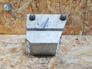 кронштейн переднего бампера BMW X2 F39 2018, 2.0 л., дизель, МКПП, внедорожник 5 дв., полный привод, правый руль, 7468199, 51117468199