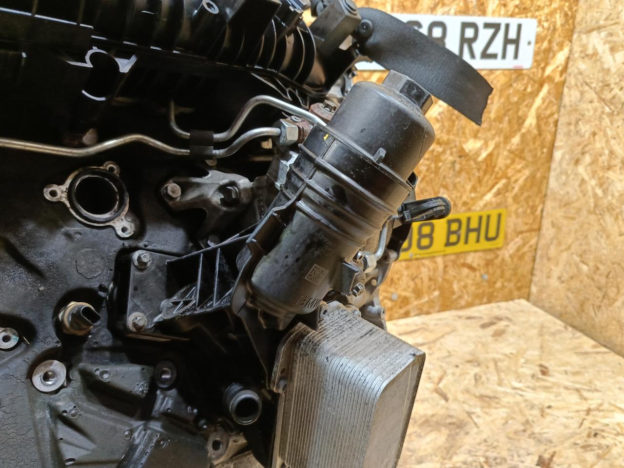 корпус масляного фильтра BMW 5 серия G30/G31 G31 2020, 3.0 л., дизель, АКПП, универсал, полный привод, правый руль, 8570063, 11428583895, 8583895 - фото №1