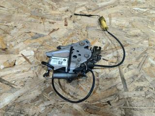 замок капота BMW 1 серия F40 2024, бензин, МКПП, черный, хетчбэк 5 дв., передний привод, 7468349, 51237468349