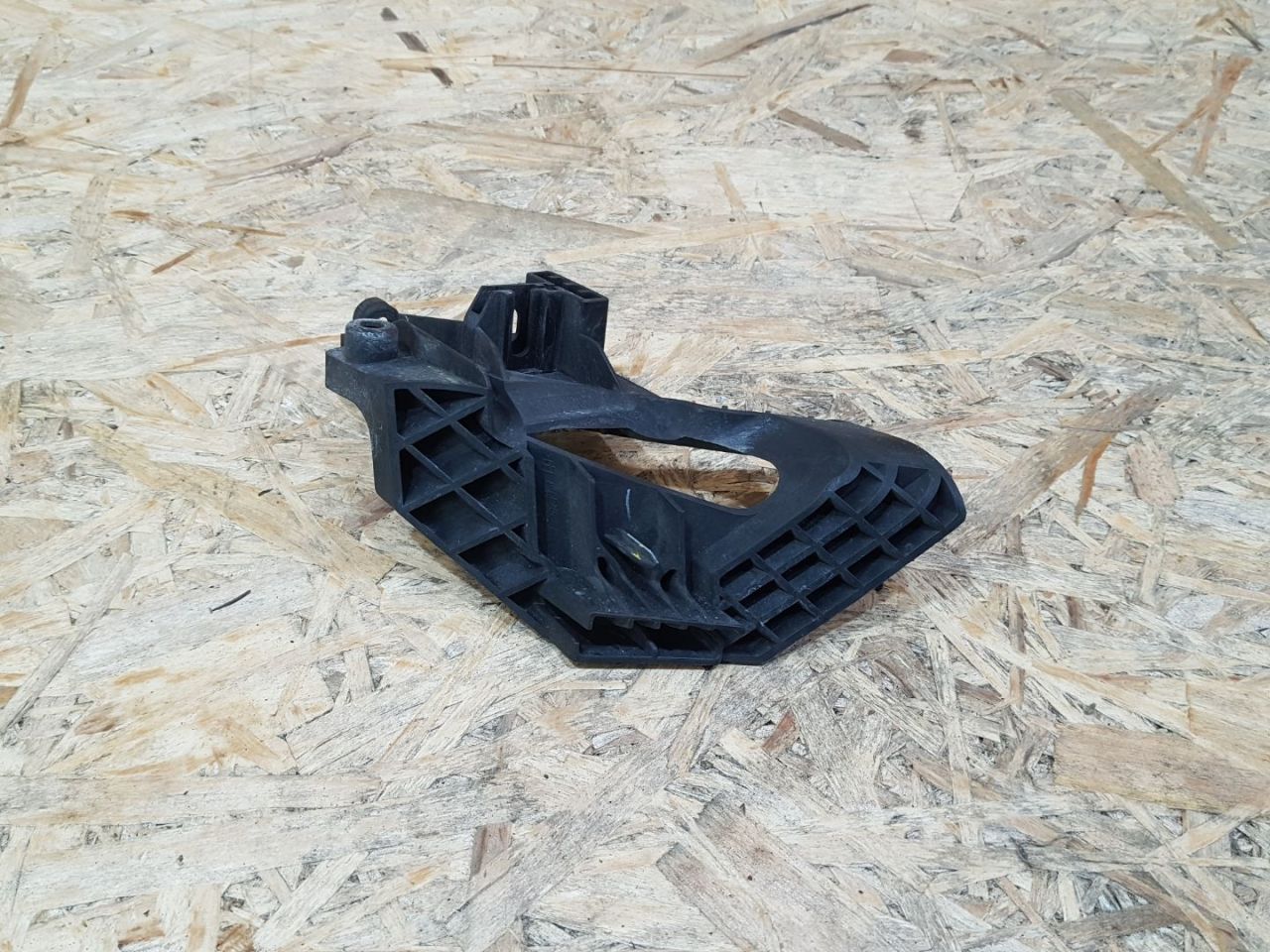 крепление фары левой BMW X5 F15 2014, 3.0 л., дизель, АКПП, коричневый, внедорожник 5 дв., полный привод, 63117395523, 7395523 - фото №1