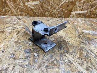 кронштейн радиатора BMW 3 серия F30/F31/F34 F30 2014, 2.0 л., дизель, МКПП, седан, полный привод, правый руль, 7245795, 51647245795