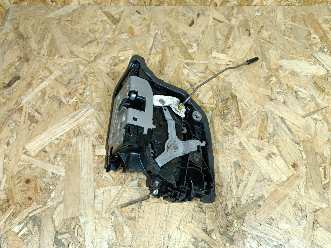 замок двери передней левой BMW X5 F15 2014, 3.0 л., дизель, АКПП, коричневый, внедорожник 5 дв., полный привод, 7281931, 51217281931 - фото №1
