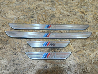 накладка на порог внутренняя BMW X5 E70 [рестайлинг] E70 2011, 4.0 л., дизель, АКПП, внедорожник 5 дв., полный привод, правый руль, 7172347