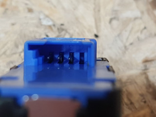 кнопка открытия багажника BMW 3 серия F30/F31 [рестайлинг] F31 2016, 2.0 л., дизель, АКПП, серебро, универсал, задний привод, 61319275119, 9275119, 61319162643, 9162643