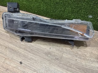 фара противотуманная правая Tesla Model S 1 поколение [2-й рестайлинг] 2022, ppsb, 156371100