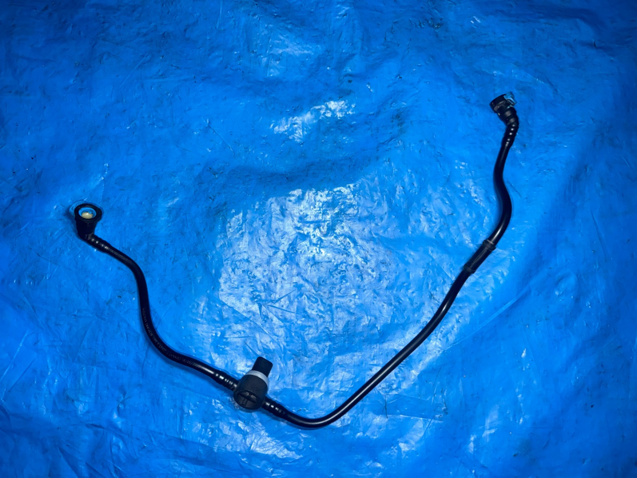 датчик давления топлива Chevrolet TrailBlazer 3 поколение 2020, 1.3 л., бензин, вариатор, черный, внедорожник 5 дв., передний привод, 13510100 - фото №1