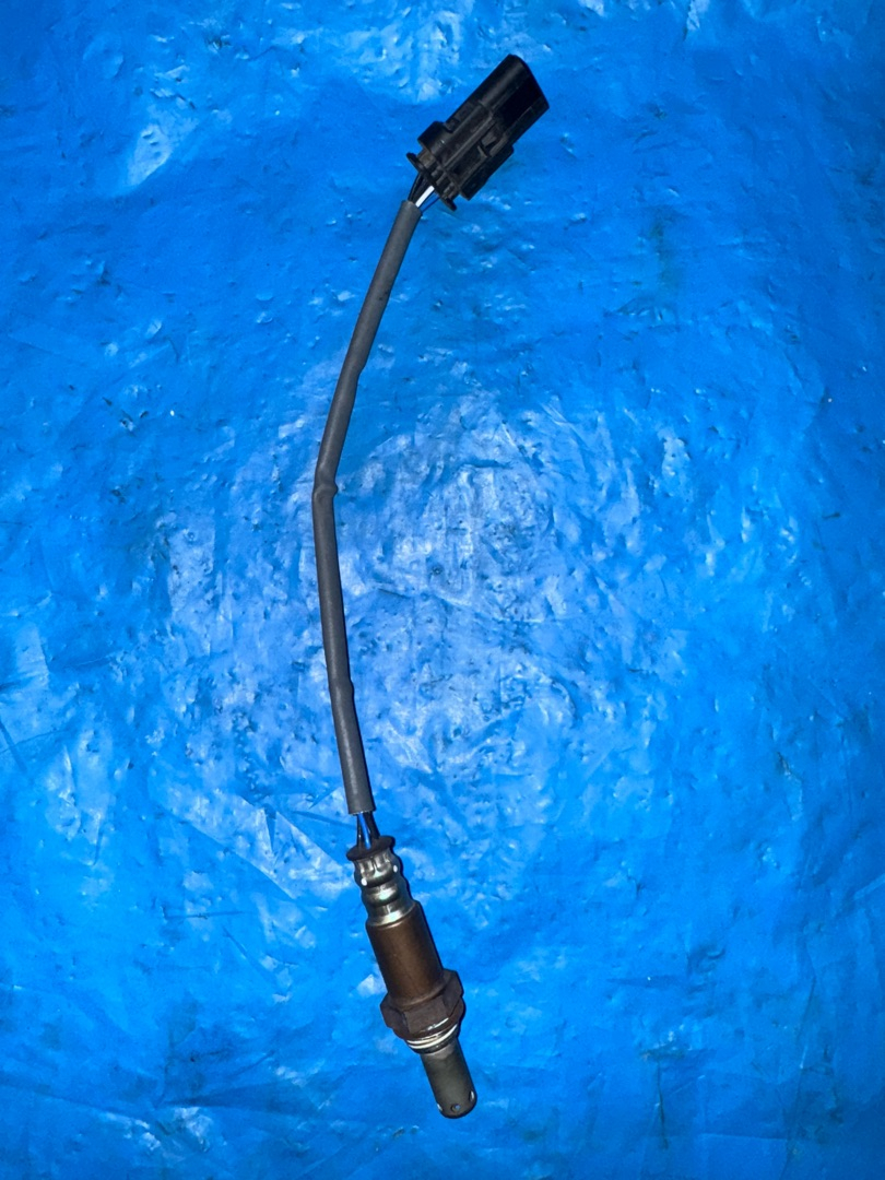 лямбда-зонд Chevrolet TrailBlazer 3 поколение 2020, 1.3 л., бензин, вариатор, черный, внедорожник 5 дв., передний привод, 12681390 - фото №1