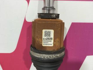 полуось передняя правая (приводной вал, ШРУС) Chevrolet Equinox 3 поколение [рестайлинг] 2022, 1.5 л., бензин, АКПП, серебристый, внедорожник 5 дв., передний привод, 85103939