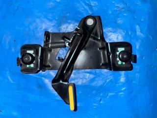 замок капота Chevrolet TrailBlazer 3 поколение 2020, 1.3 л., бензин, вариатор, черный, внедорожник 5 дв., передний привод