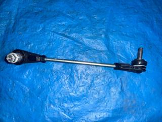 стойка стабилизатора BMW X4 G02 [рестайлинг] G02 2023, 2.0 л., B46 A20 B, бензин, АКПП, черный 475, внедорожник 5 дв., полный привод, 169690-10, 688109103, 6881091