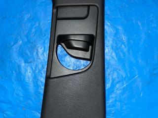 обшивка стойки центральной правой Chevrolet TrailBlazer 3 поколение 2020, 1.3 л., бензин, вариатор, черный, внедорожник 5 дв., передний привод, 42725305