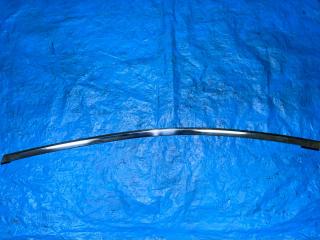 молдинг двери передней левой Chevrolet Bolt 1 поколение [рестайлинг] 2022, серебро