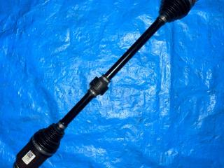 полуось передняя правая (приводной вал, ШРУС) Chevrolet TrailBlazer 3 поколение 2020, 1.3 л., бензин, вариатор, черный, внедорожник 5 дв., передний привод, 60005208