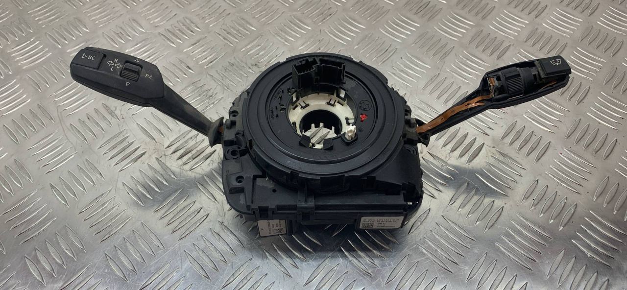 переключатель подрулевой (стрекоза) BMW 2008, 1000159612, 3930020823113, LZ916441805 - фото №1
