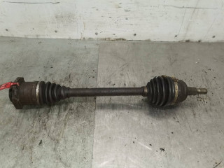 полуось передняя левая (приводной вал, ШРУС) Volkswagen Golf 4 поколение 1999, 1.6 л., бензин, 5МКПП