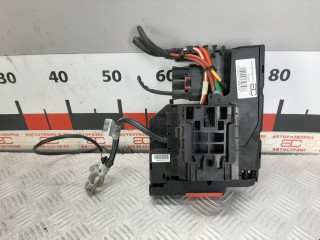 плюсовой провод аккумулятора Mercedes-Benz C-Класс W204/S204/C204 [рестайлинг] 2011, 3.0 л., АКПП, седан, A2075400640