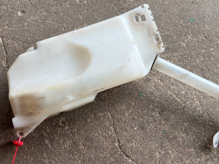 бачок омывателя Nissan Qashqai 1 поколение 2007, 1.6 л., HR16DE, бензин, 5МКПП, внедорожник 5 дв.