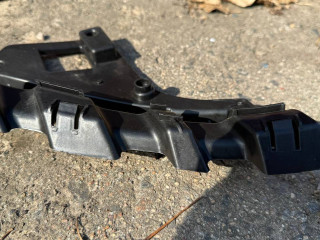 крепление фары правой Tesla Model Y 1 поколение (2020 - 2026), 1453376-00-A, 1453376