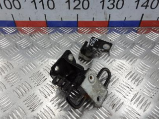 петля двери Audi A6 4F/C6 [рестайлинг] 2008, 2.0 л., TFSI, бензин, МКПП, универсал