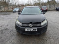 решетка радиатора Volkswagen Golf 6 поколение 2009, 2.0 л., МКПП, хетчбэк 5 дв., 5K0853653 - фото №9