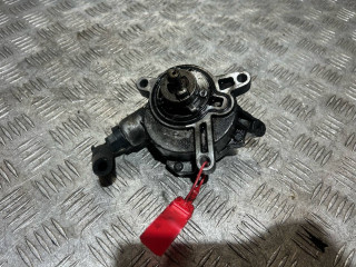 насос вакуумный Volvo XC90 1 поколение 2004, 2.4 л., D 5244 T, дизель, АКПП, внедорожник 5 дв., 08699237