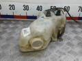 насос (моторчик) омывателя стекла Nissan Patrol Y61 [рестайлинг] 2007, 3.0 л., DTi, дизель, МКПП, внедорожник 5 дв. - фото №3