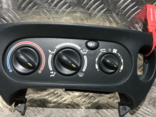 блок управления печки / климат-контроля Renault Megane 1 поколение 1997, 1.6 л., K7M 690, бензин, 5МКПП, хетчбэк 5 дв., 657718V, 101584