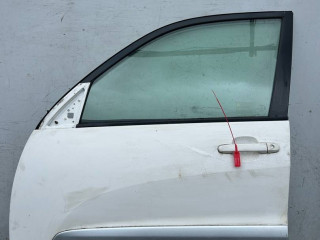 дверь передняя левая Toyota RAV4 2 поколение (XA20) 2003, 2.0 л., дизель, АКПП, внедорожник 5 дв.